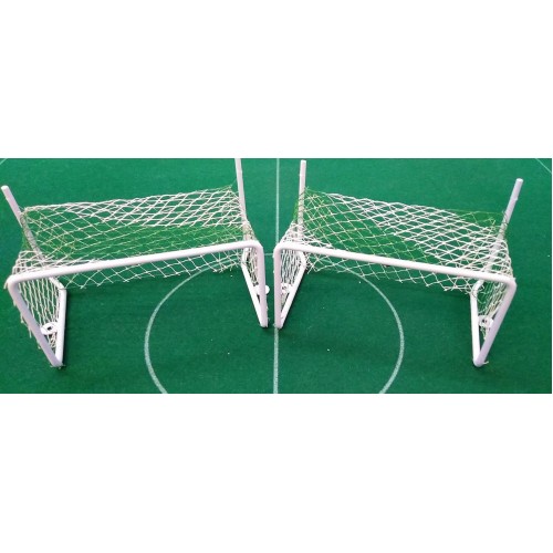 Subbuteo Andrew Table Soccer Professional Zeus II Goals with Green White Nets